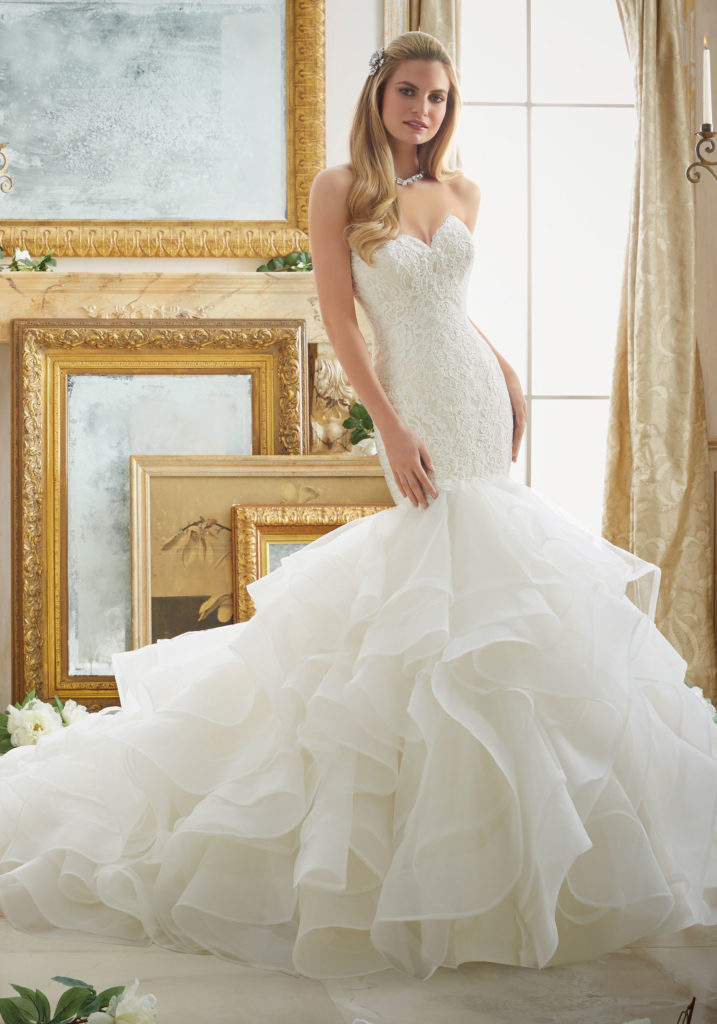 best style wedding dress for short person