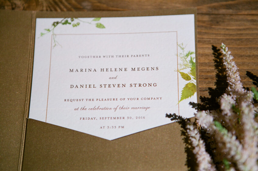 Casual & Formal Wedding Invitation Writing Tips - WeddingStats