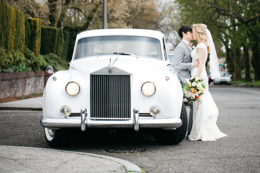 Bride Limo Ride 7 Ways To Have A Blast On Your Wedding Limousine Bus Ride - WeddingStats