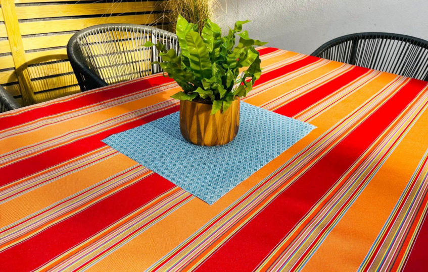 Water-Resistant Outdoor Fabric-Made Elasticated Table Toppers