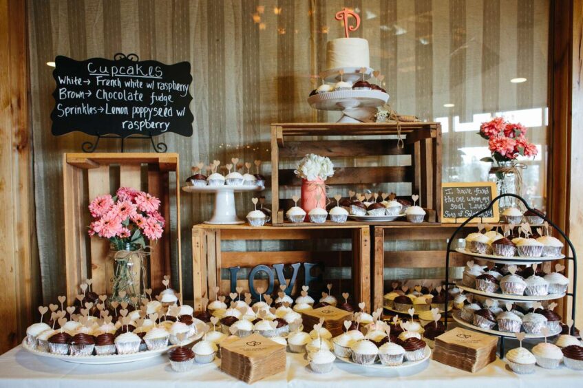 dessert bar for wedding