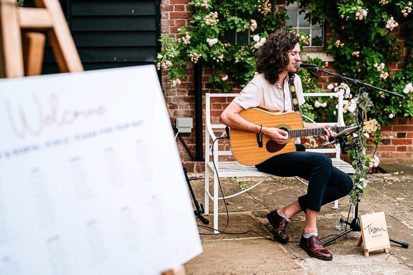 acoustic instruments outdoor wedding