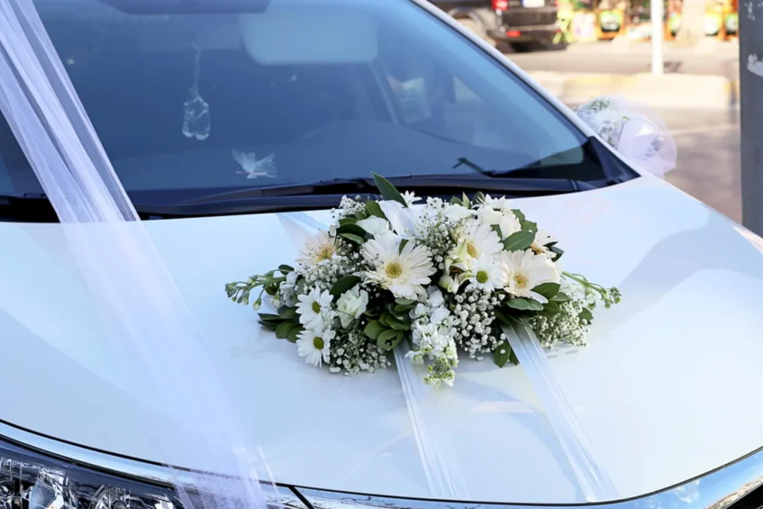 decorating a wedding car